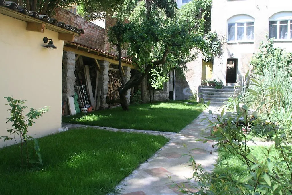 Guest house B&B Sallent